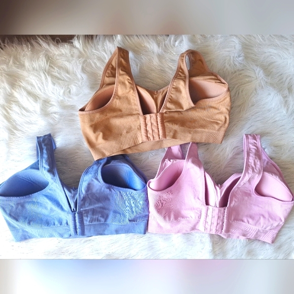 Breezies Seamless Comfort Wirefree Lot Of Three Women's Bras Size 1X - Picture 7 of 9